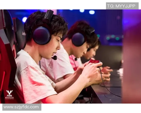 王者荣耀战术深度解析：FPX战队的策略与团队配合探讨